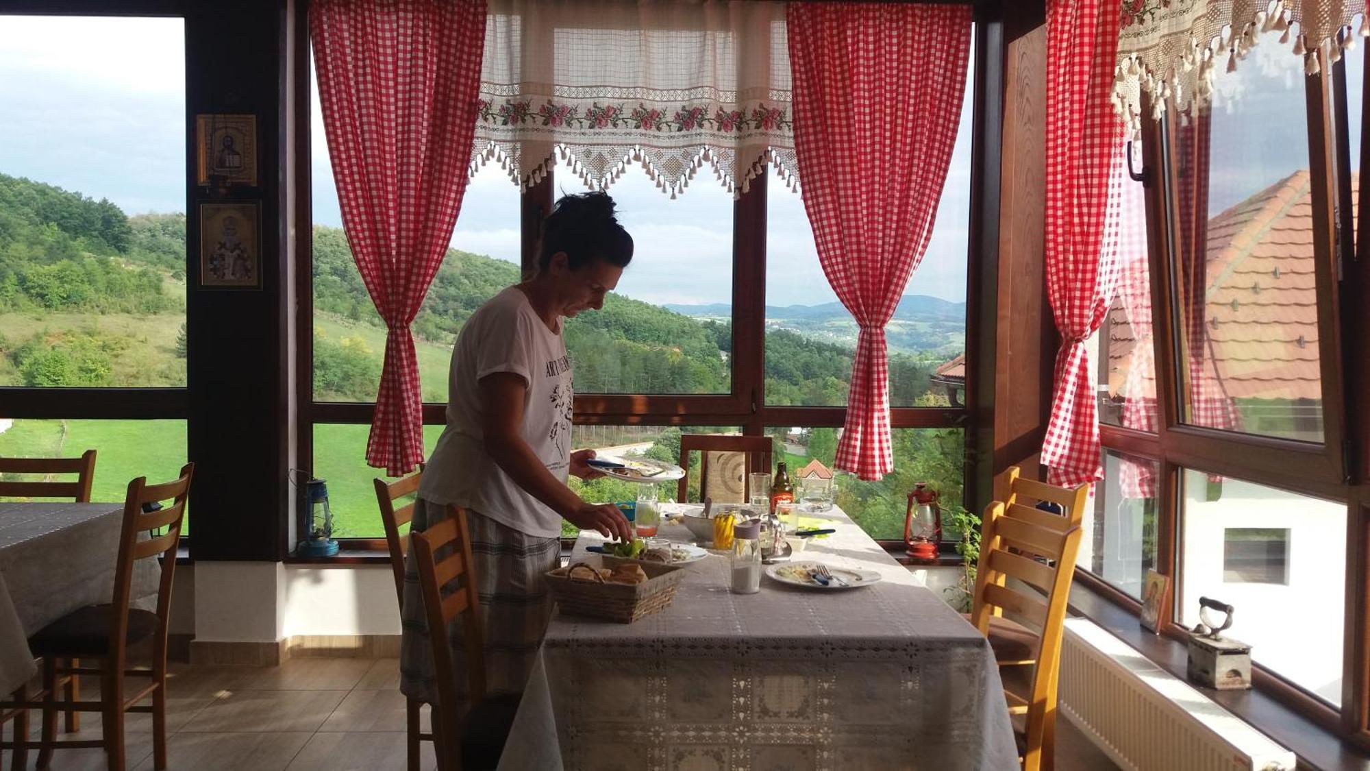 Etno Selo Lelic Acomodação com café da manhã Valjevo Exterior foto