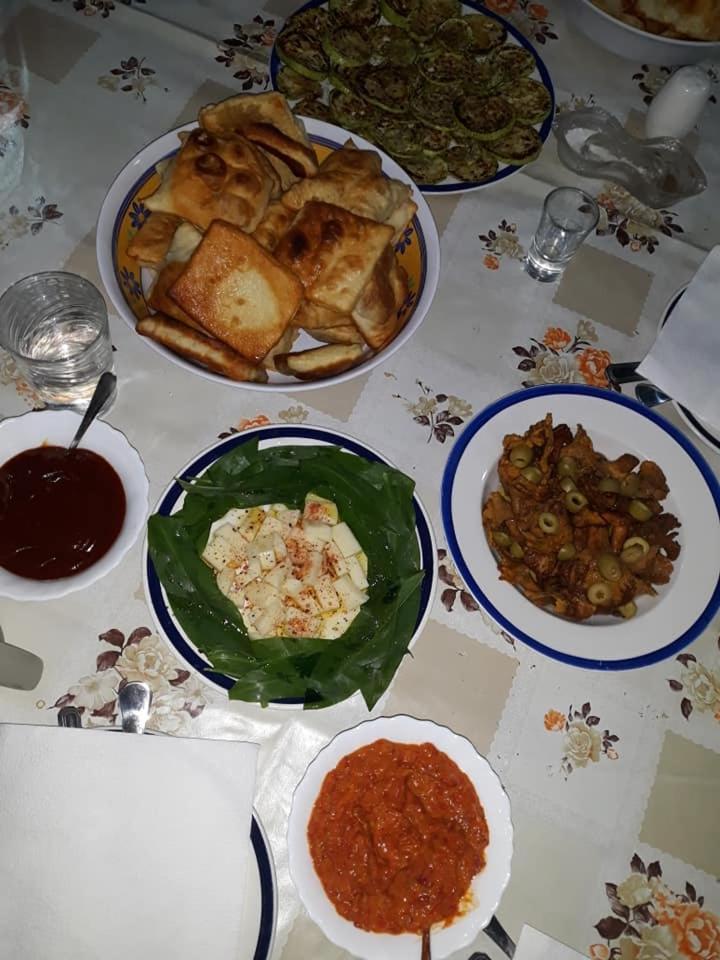 Etno Selo Lelic Acomodação com café da manhã Valjevo Exterior foto
